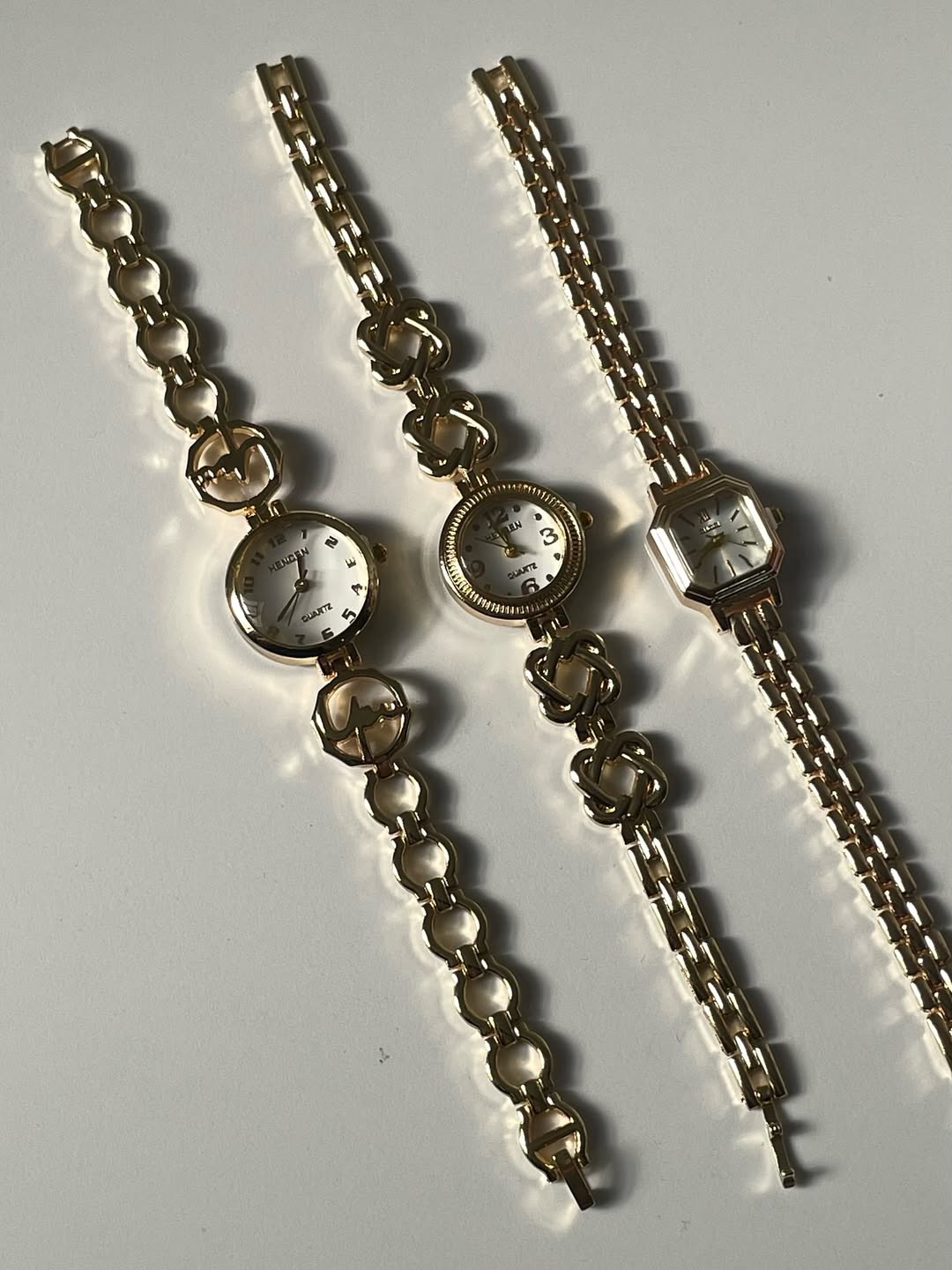 ساعت طلایی زنانه