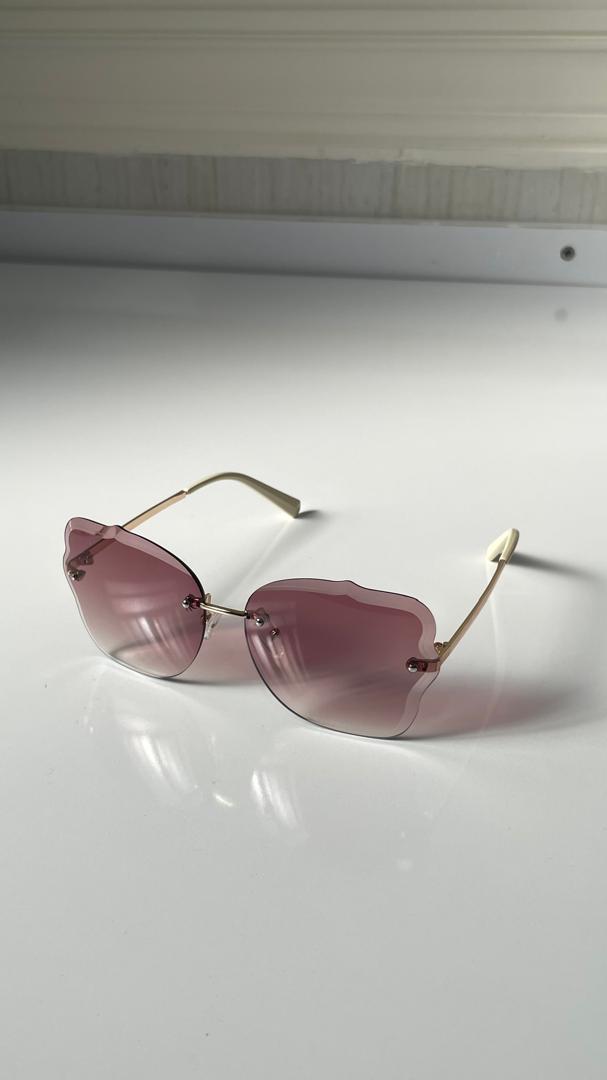 عینک آفتابی زنانه فریم پروانه ای مدل شیشه رنگی با کاورزیپی هدیه 🎁