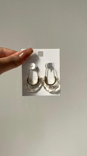 گوشواره زنانه مدل رزینی سبک و زیبا