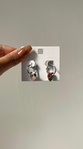 گوشواره زنانه مدل رزینی طرح قلب