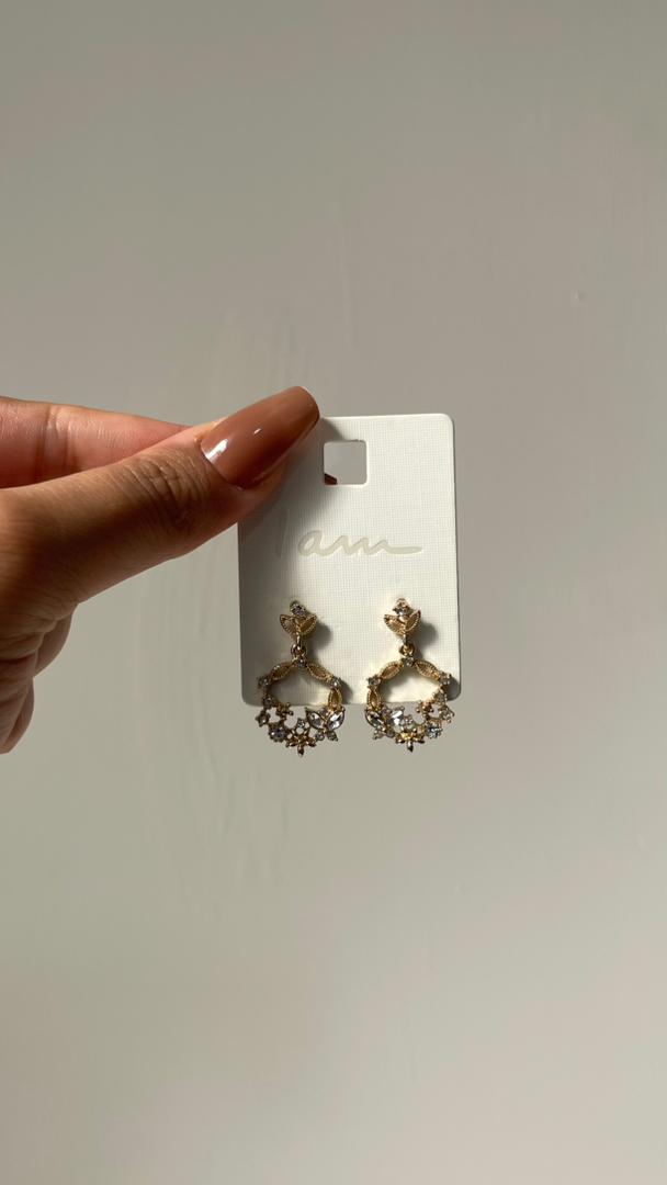 گوشواره زنانه جواهری مدل قلب دنباله دار