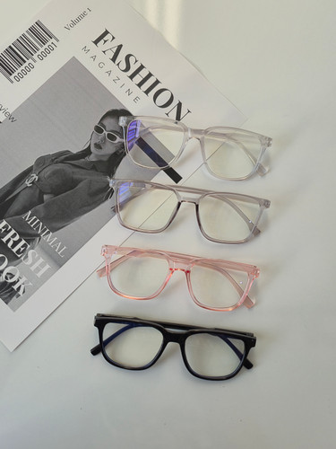 عینک بلوکات مربعی اسپورت با ارسال رایگان 🎁