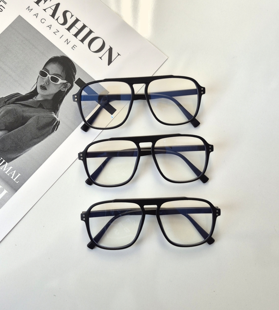 عینک بلوکات ترند با ارسال رایگان 🎁