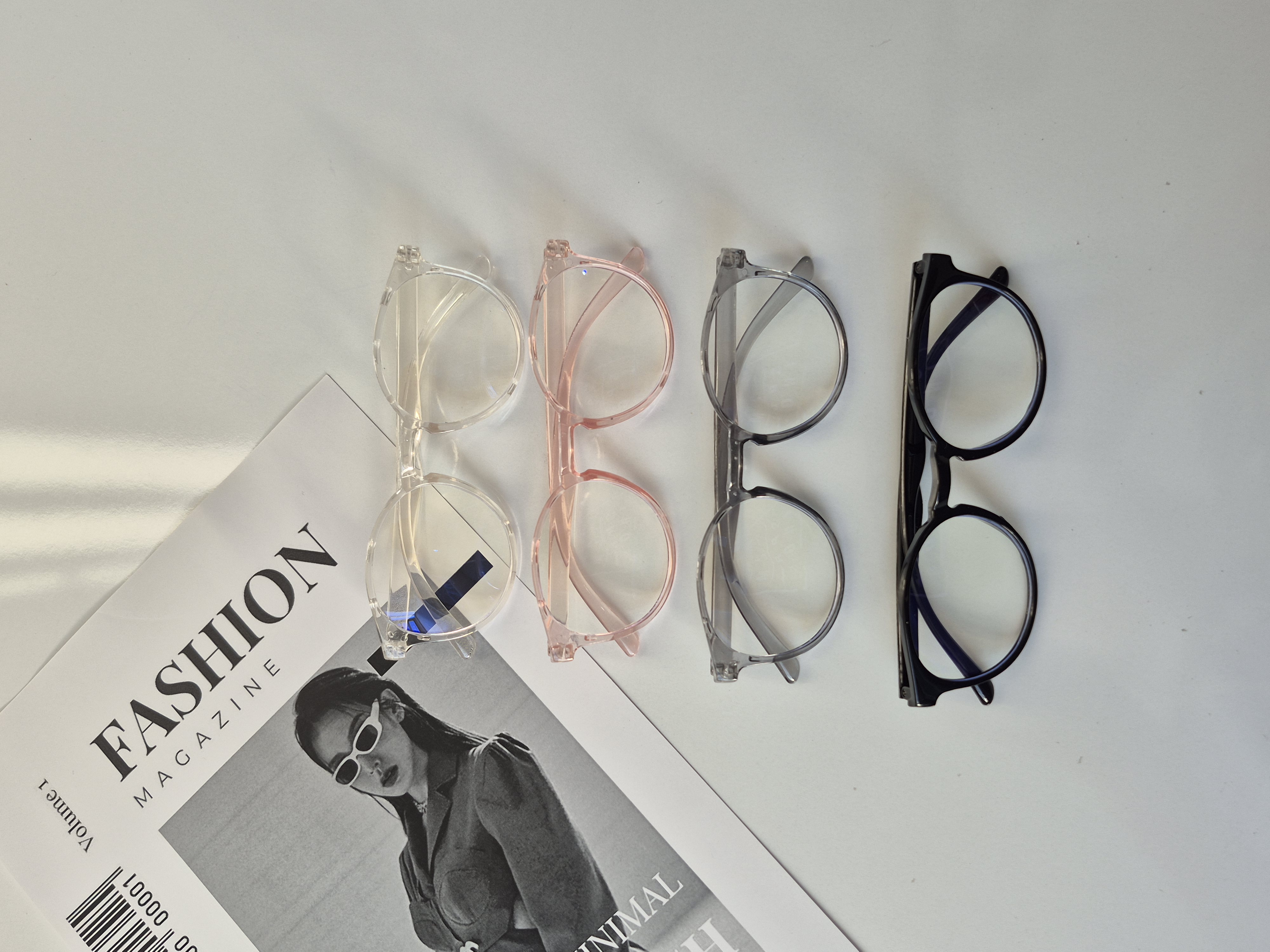 عینک بلوکات نیم گرد با ارسال رایگان 🎁