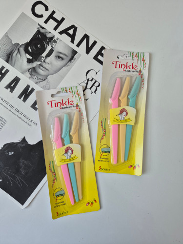 تیغ اصلاح صورت ۳ عددی شیاردار مدل تینکل