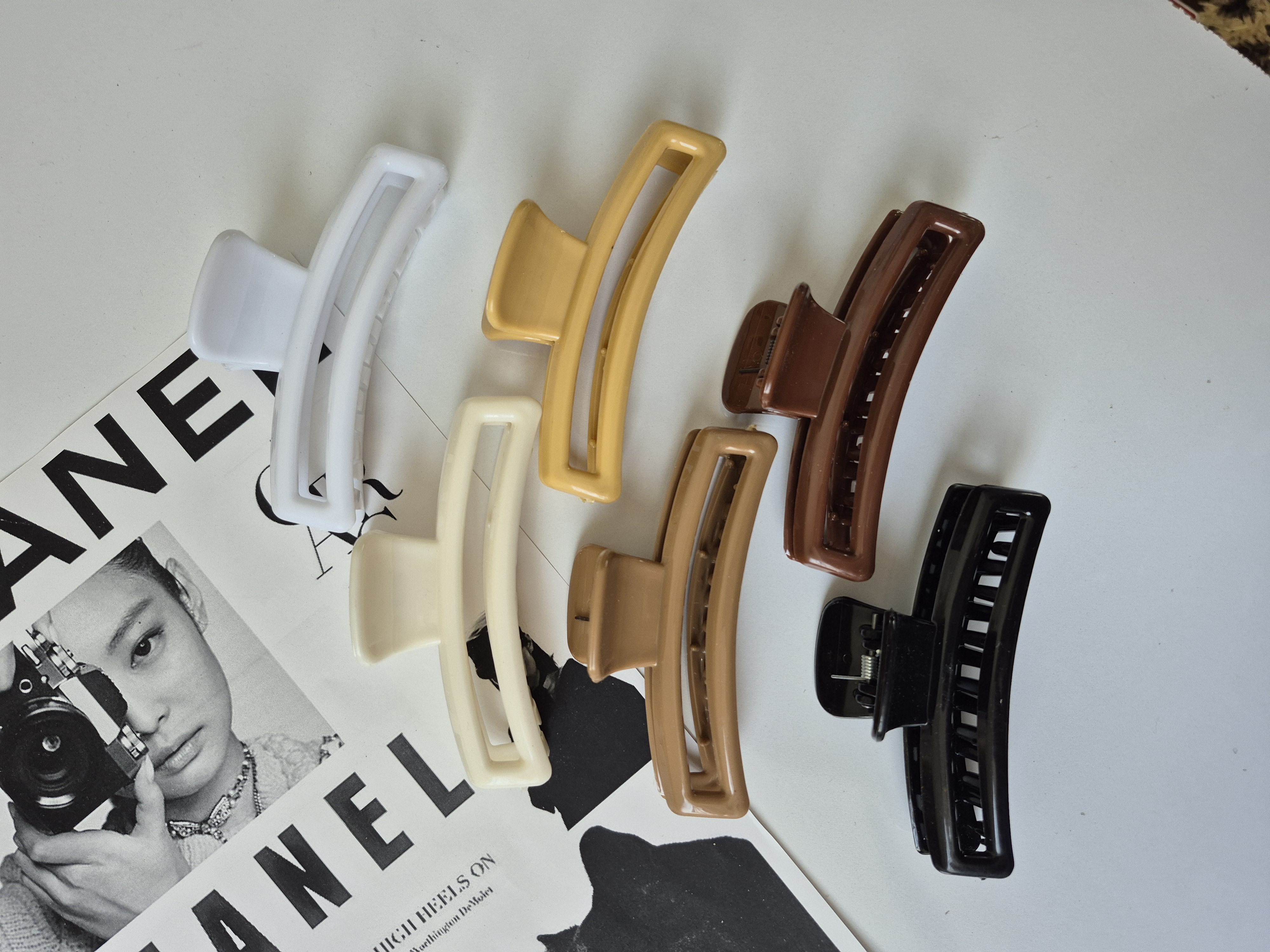 کلیپس زنانه مدل مستطیلی باریک