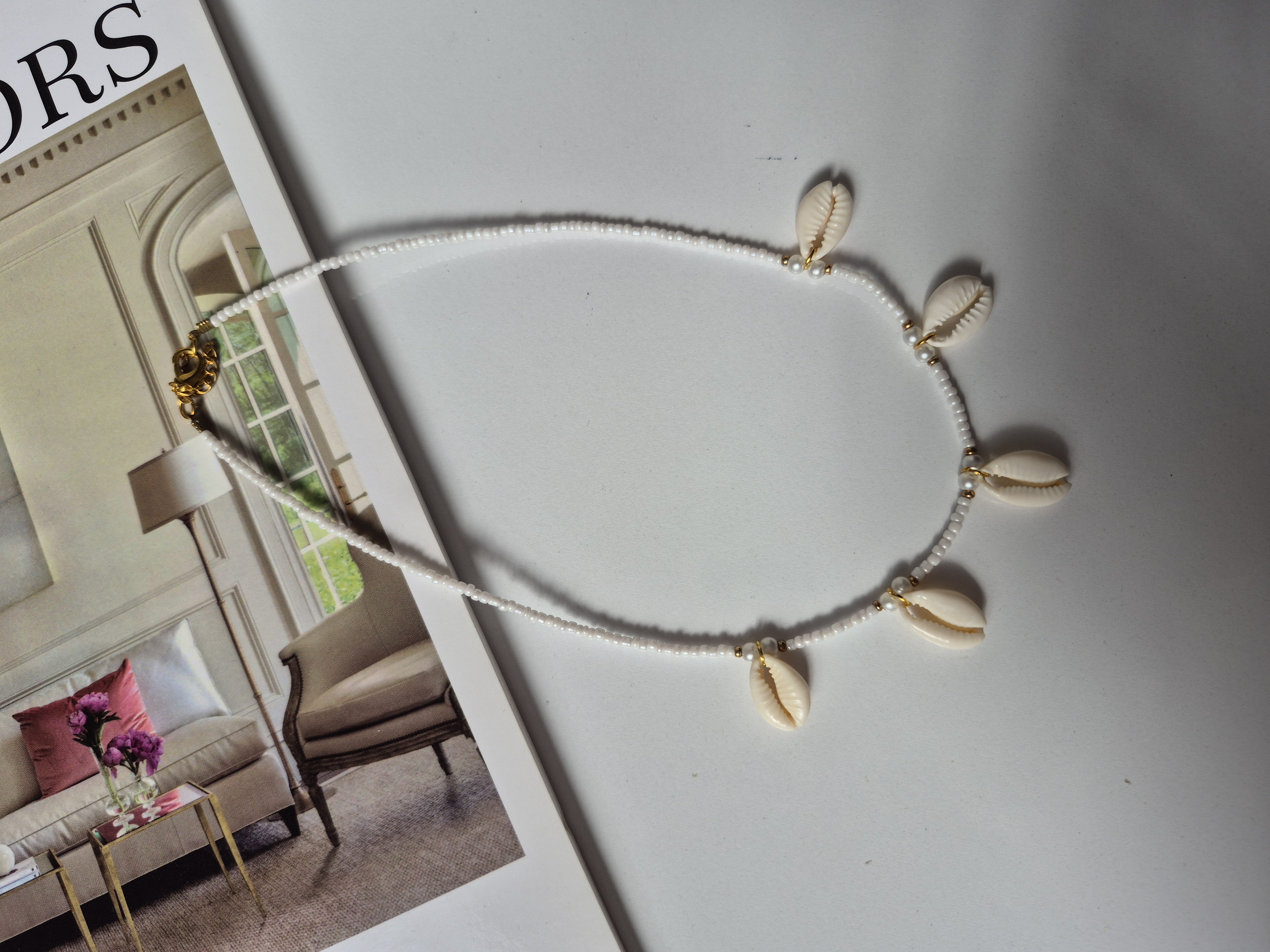 گردنبند ساحلی زنانه مدل صدفی